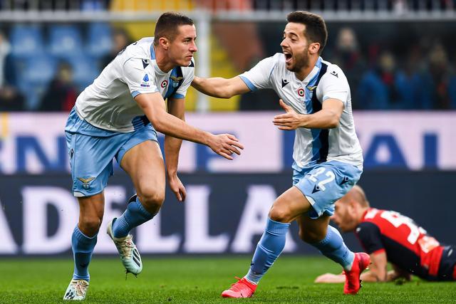 奥运-中国三人男篮不敌美国 张宁7分赵嘉仁9分